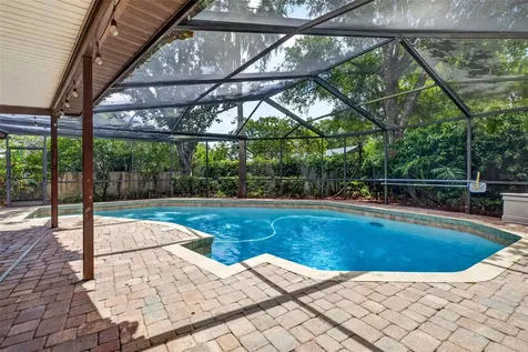 817 Bannockburn Avenue Temple Terrace FL 33617