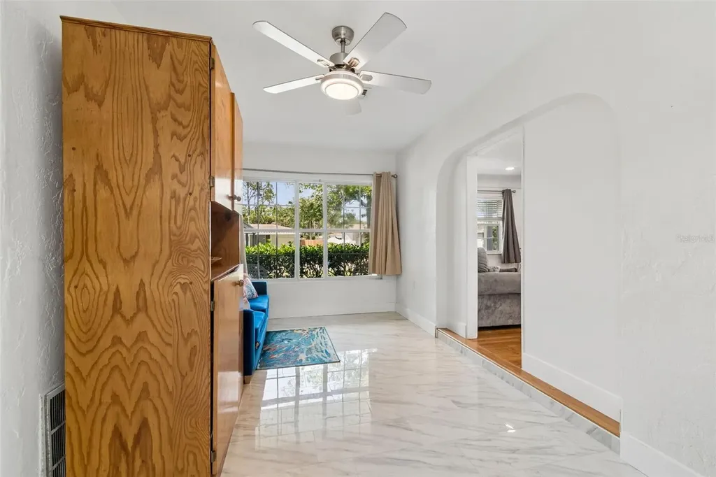 4526 Yardley Avenue N St Petersburg FL 33713