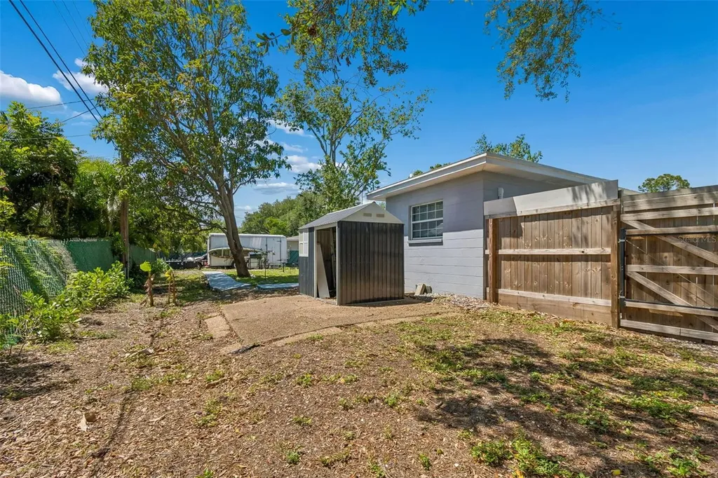 4526 Yardley Avenue N St Petersburg FL 33713