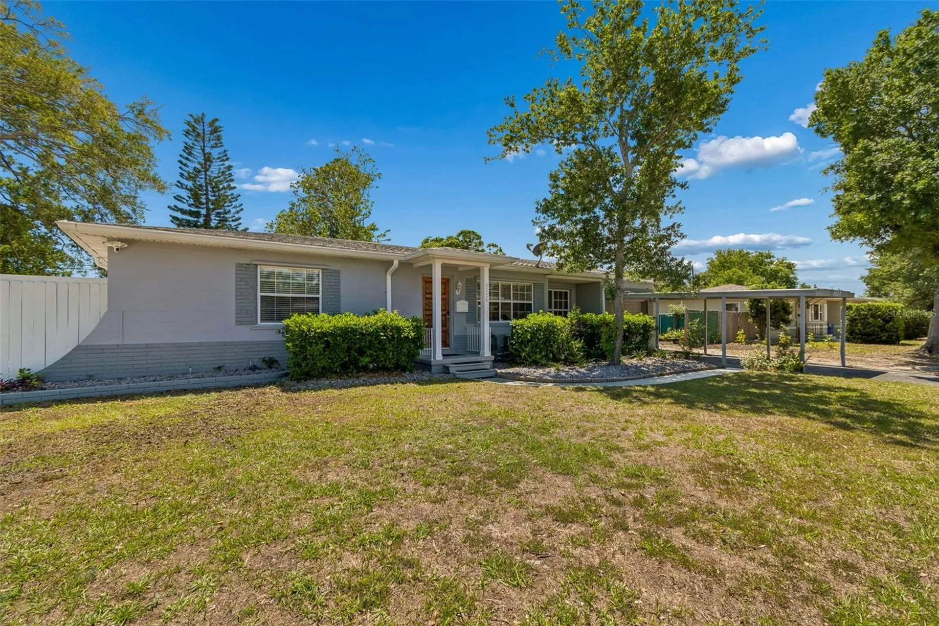 4526 Yardley Avenue N St Petersburg FL 33713