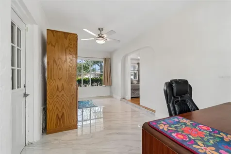 4526 Yardley Avenue N St Petersburg FL 33713