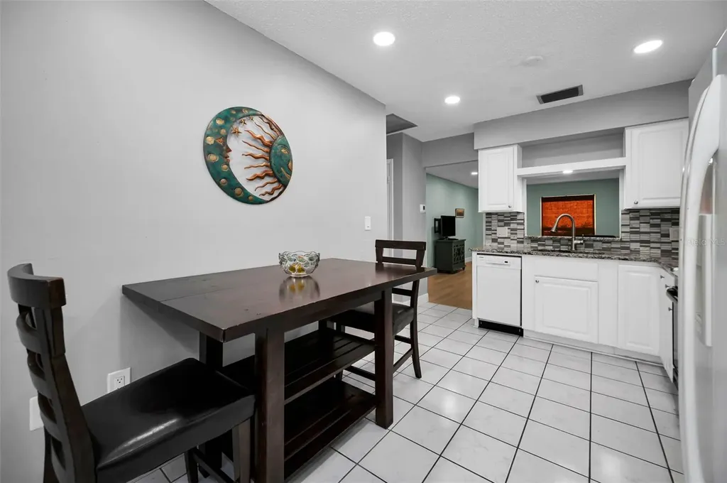 859 Oxford Court Dunedin FL 34698