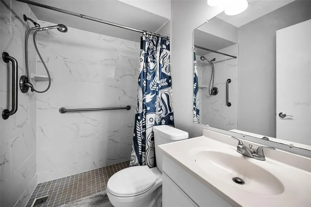 859 Oxford Court Dunedin FL 34698