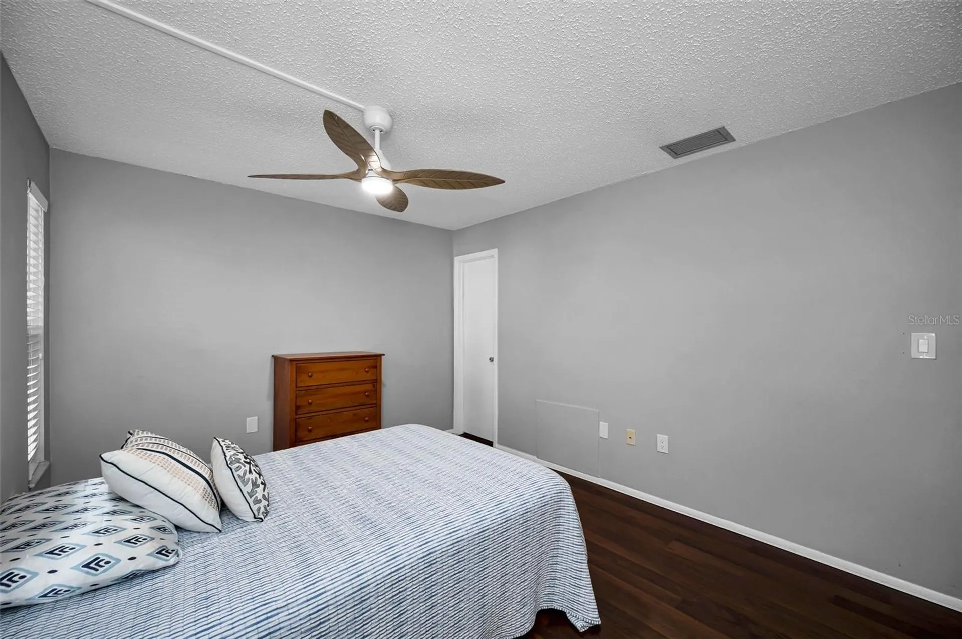 859 Oxford Court Dunedin FL 34698