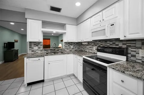 859 Oxford Court Dunedin FL 34698