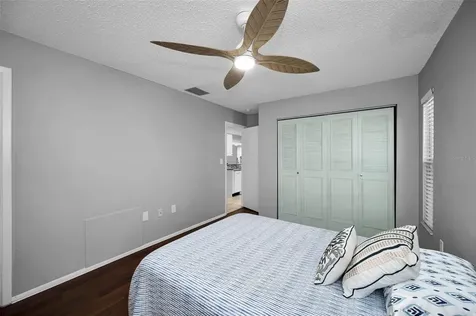 859 Oxford Court Dunedin FL 34698
