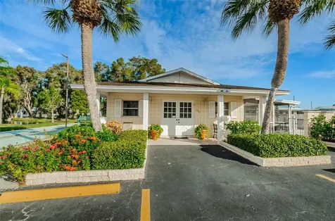859 Oxford Court Dunedin FL 34698
