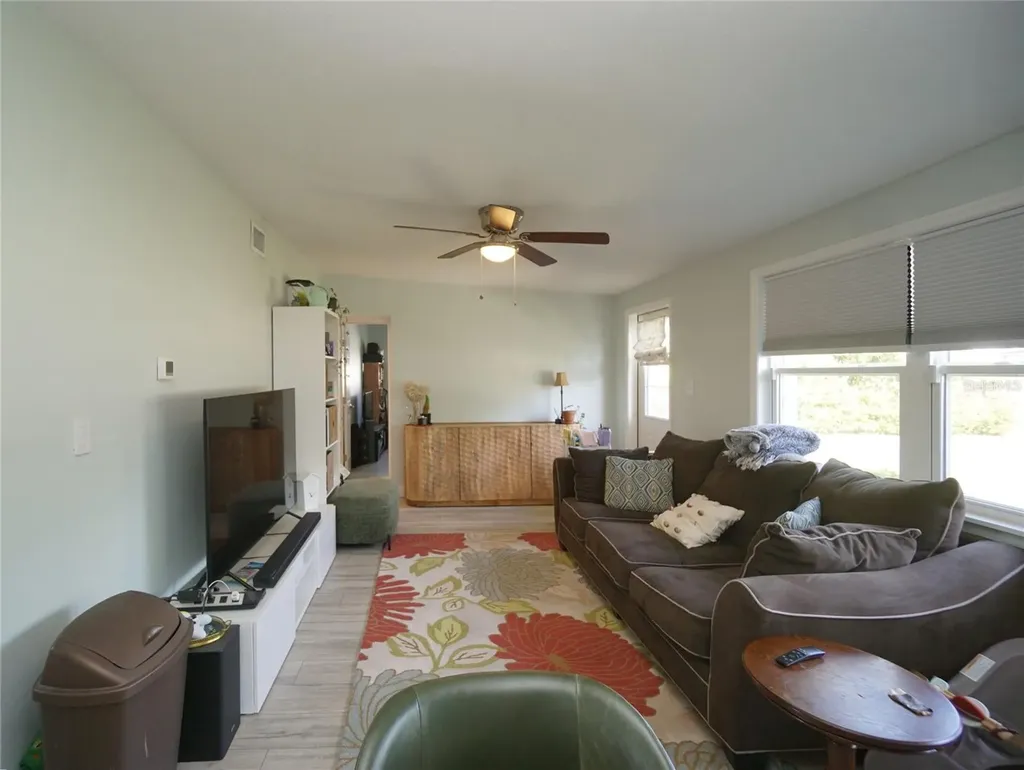 4108 W Montgomery Terrace Tampa FL 33616