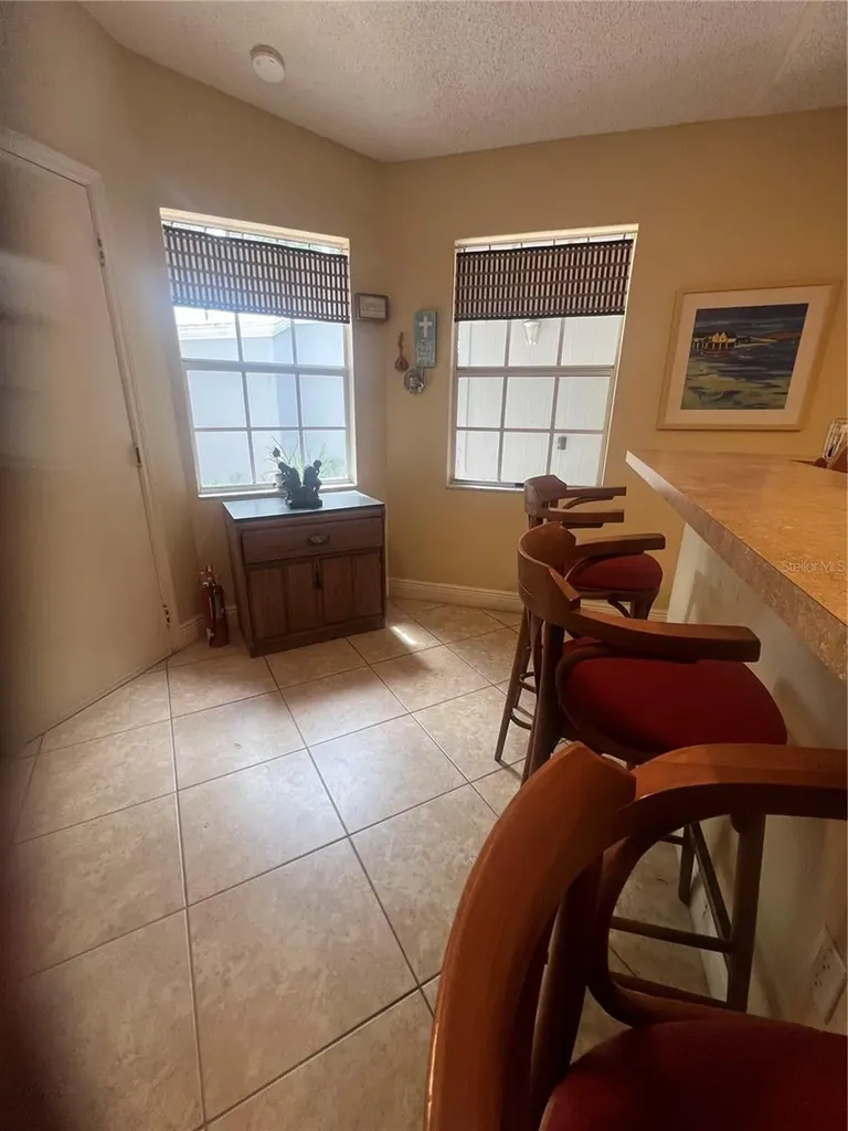618 Maple Oak Circle Altamonte Springs FL 32701