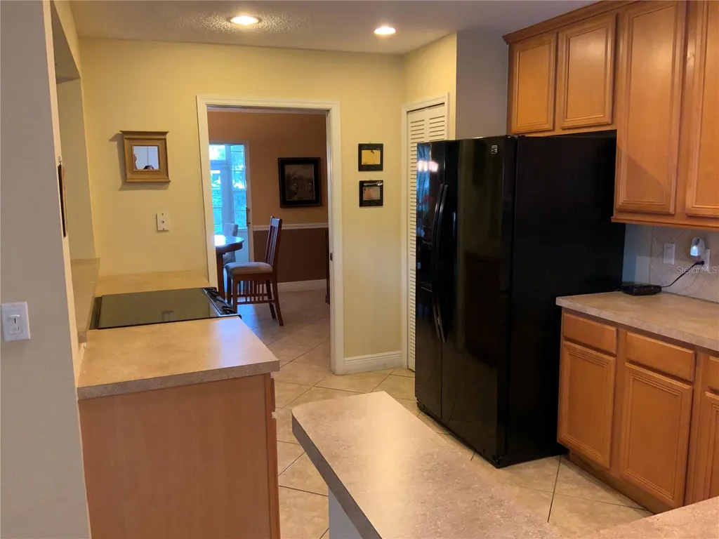 618 Maple Oak Circle Altamonte Springs FL 32701
