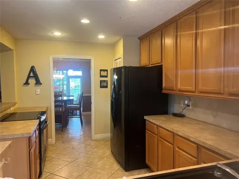 618 Maple Oak Circle Altamonte Springs FL 32701