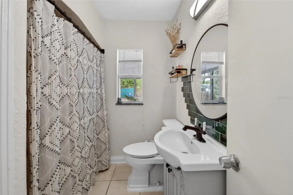 4940 5th Avenue S St Petersburg FL 33707