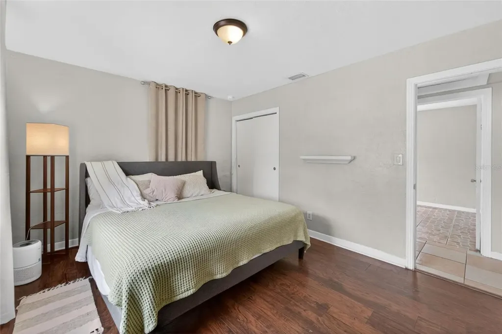 4940 5th Avenue S St Petersburg FL 33707