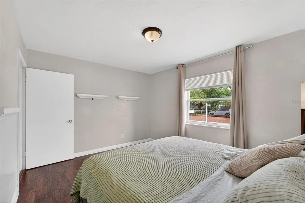 4940 5th Avenue S St Petersburg FL 33707