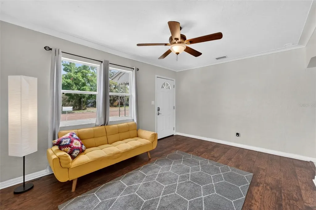 4940 5th Avenue S St Petersburg FL 33707