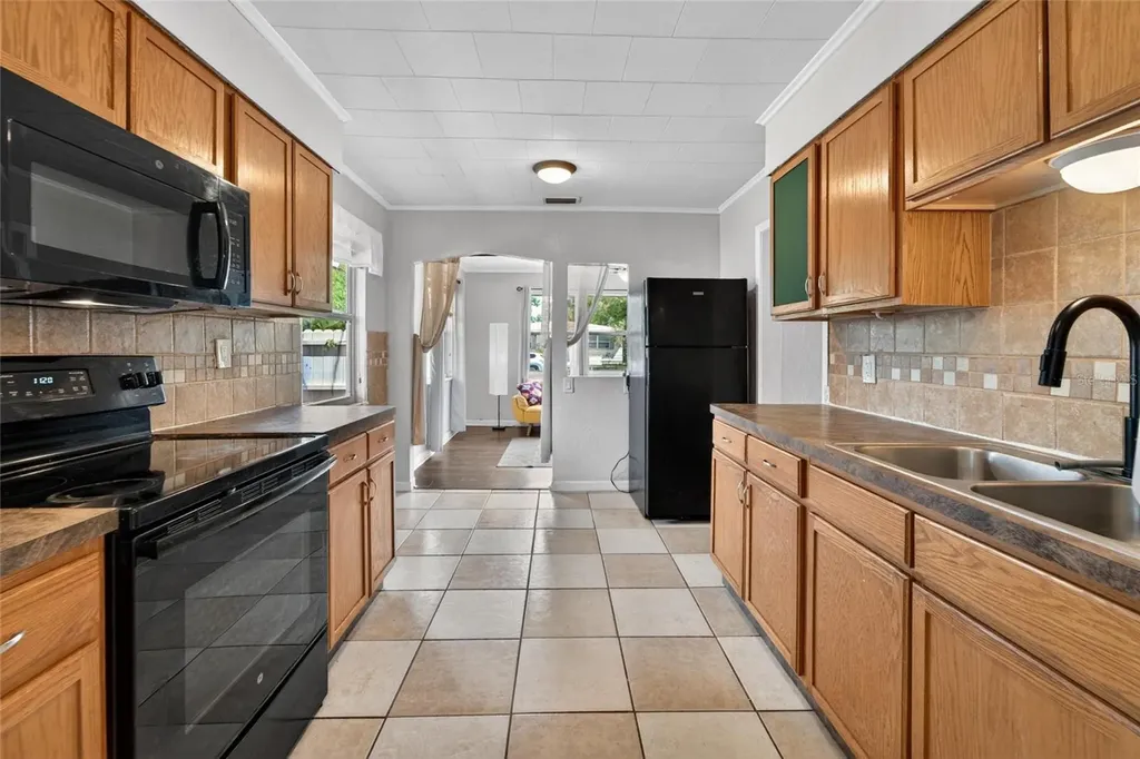 4940 5th Avenue S St Petersburg FL 33707