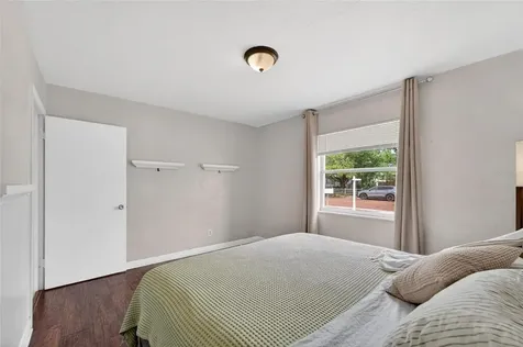 4940 5th Avenue S St Petersburg FL 33707