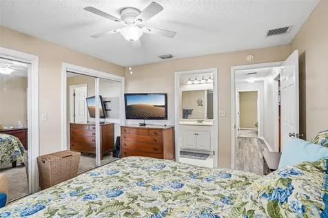 1274 N Palmetto Circle Eustis FL 32726