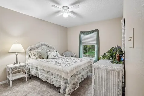 1274 N Palmetto Circle Eustis FL 32726