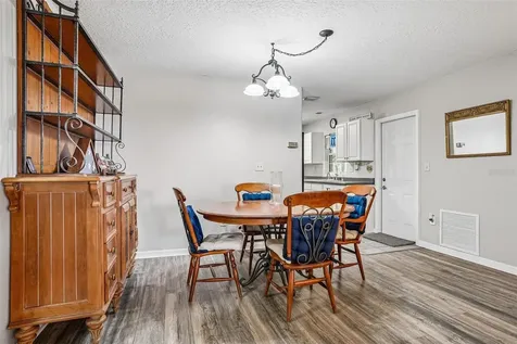 1274 N Palmetto Circle Eustis FL 32726