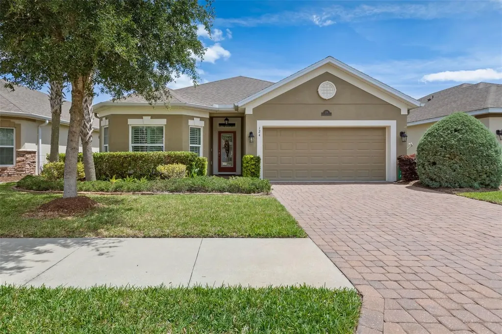 124 Park Place Circle Palm Coast FL 32164