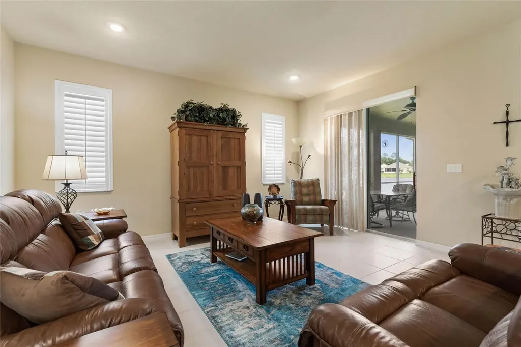 124 Park Place Circle Palm Coast FL 32164