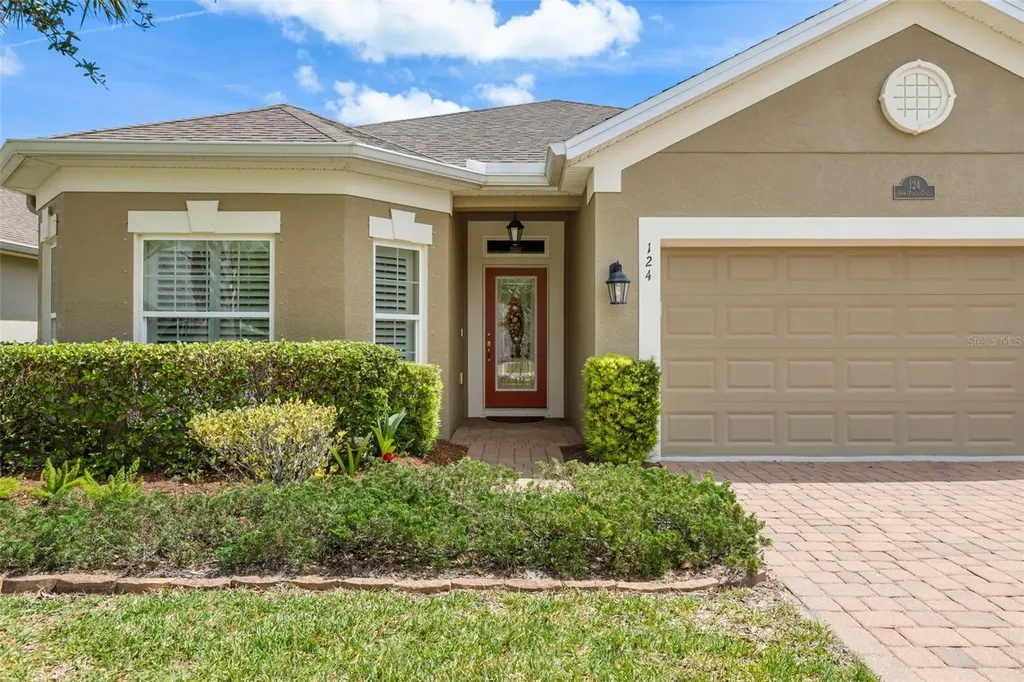 124 Park Place Circle Palm Coast FL 32164