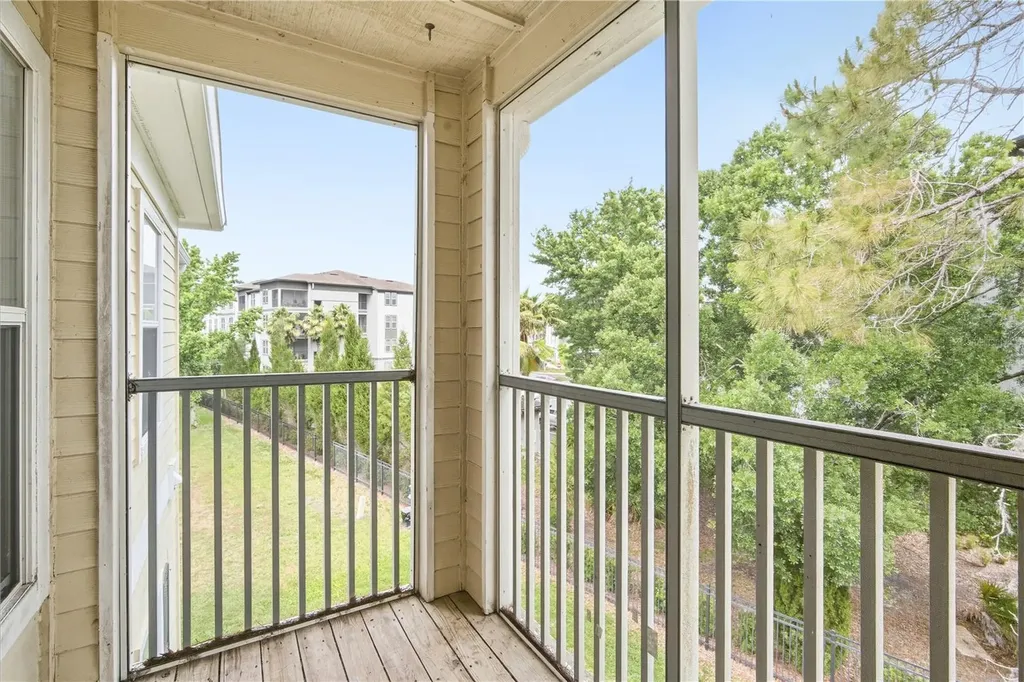 18367 Bridle Club Drive Tampa FL 33647