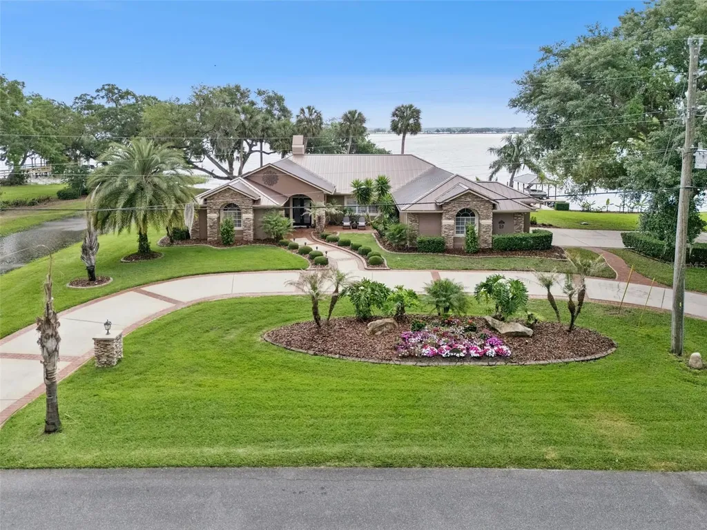 29650 Squirrel Point Road Tavares FL 32778