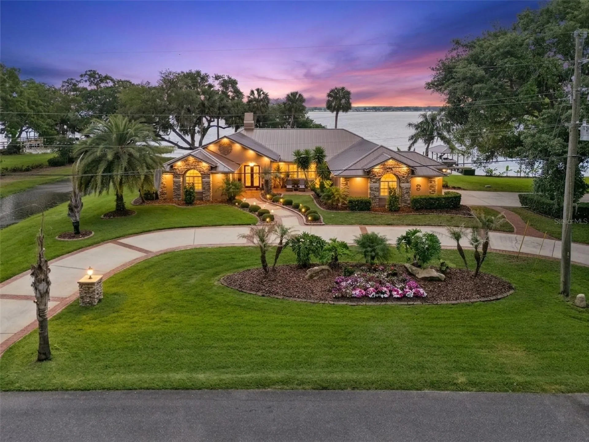 29650 Squirrel Point Road Tavares FL 32778