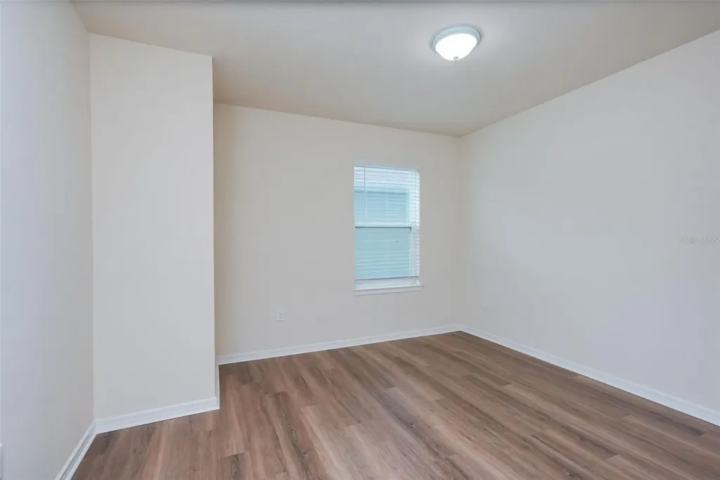 1954 Enchanting Court Davenport FL 33897