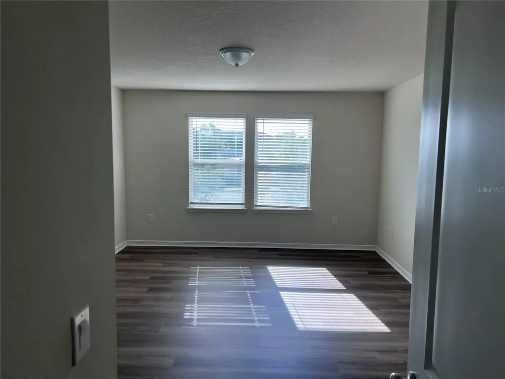 1954 Enchanting Court Davenport FL 33897