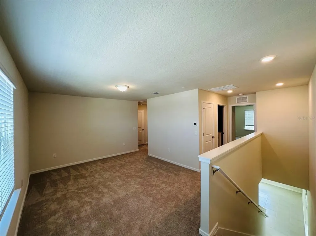1954 Enchanting Court Davenport FL 33897