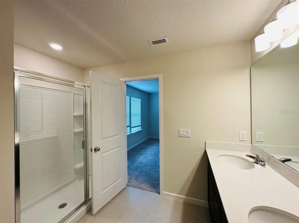 1954 Enchanting Court Davenport FL 33897