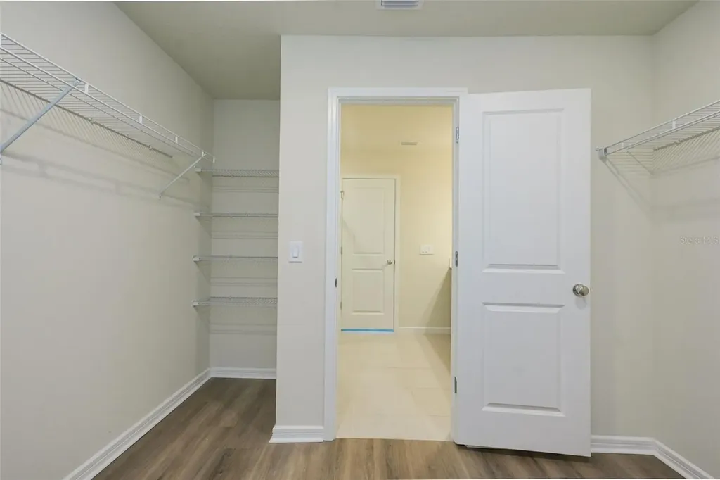 1954 Enchanting Court Davenport FL 33897