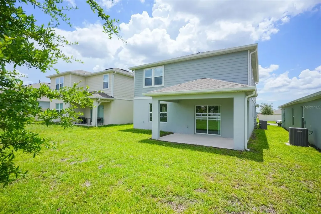 1954 Enchanting Court Davenport FL 33897