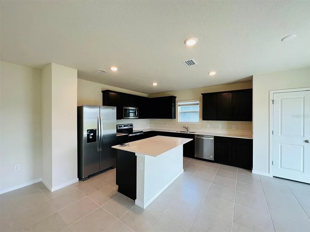 1954 Enchanting Court Davenport FL 33897