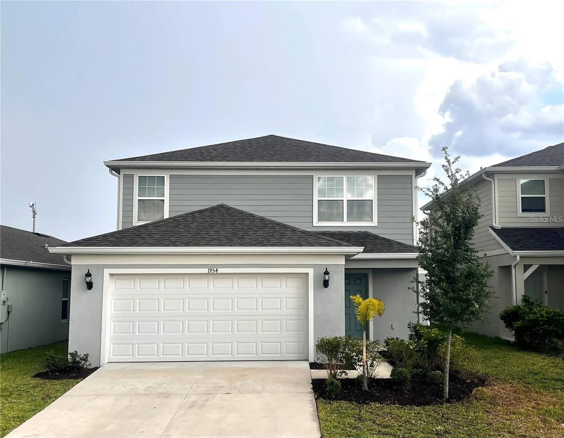 1954 Enchanting Court Davenport FL 33897
