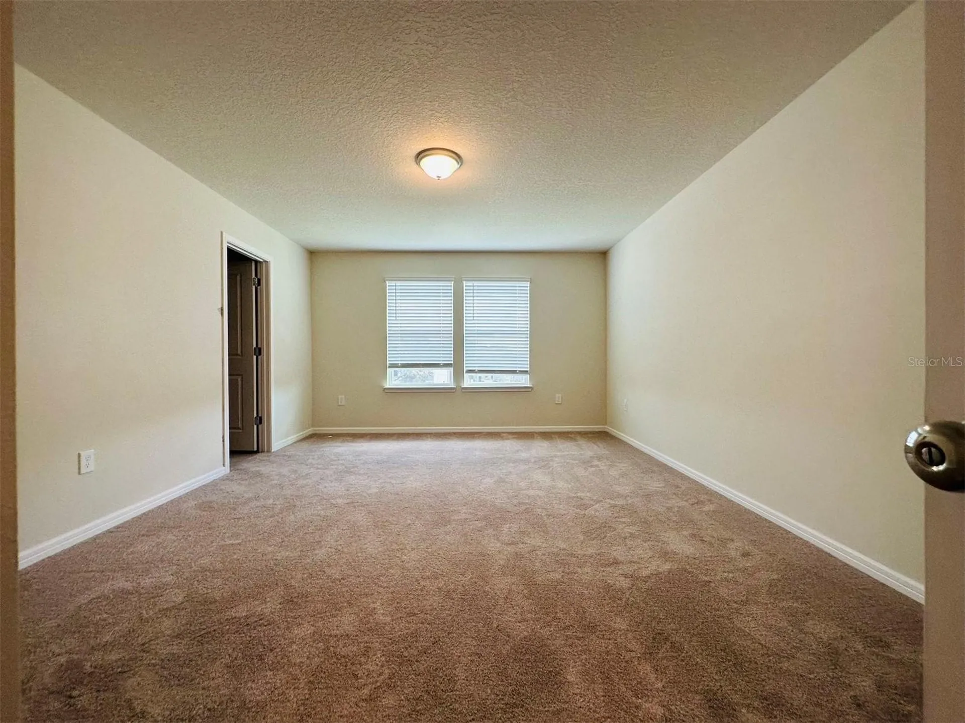 1954 Enchanting Court Davenport FL 33897