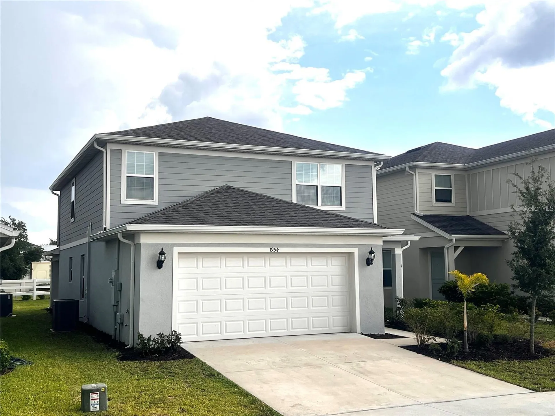 1954 Enchanting Court Davenport FL 33897