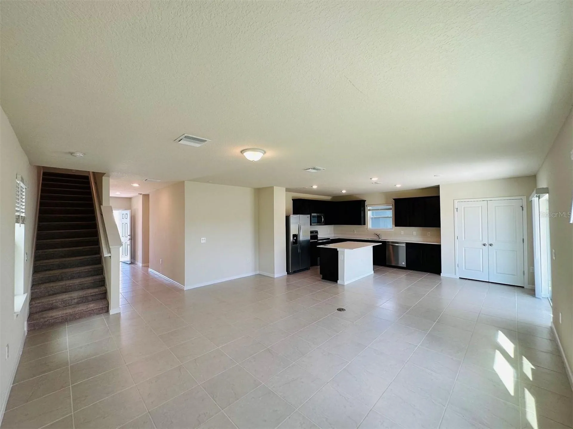 1954 Enchanting Court Davenport FL 33897