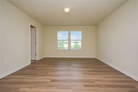 1954 Enchanting Court Davenport FL 33897