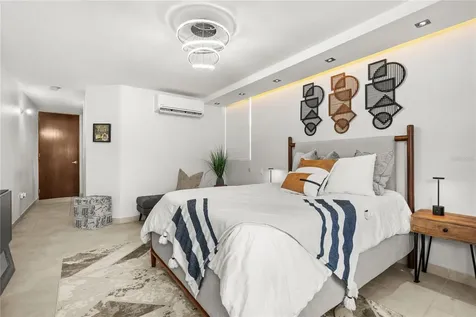 6185 Piedras Blancas Guaynabo PR 00971