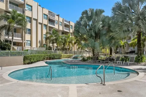 6185 Piedras Blancas Guaynabo PR 00971