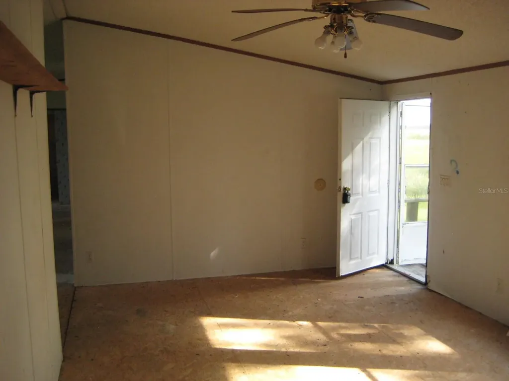 14455 NW 284th Street Okeechobee FL 34972