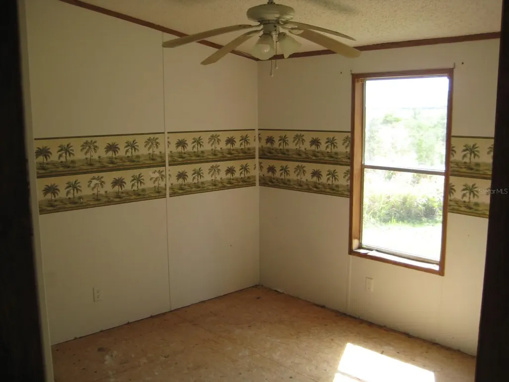 14455 NW 284th Street Okeechobee FL 34972