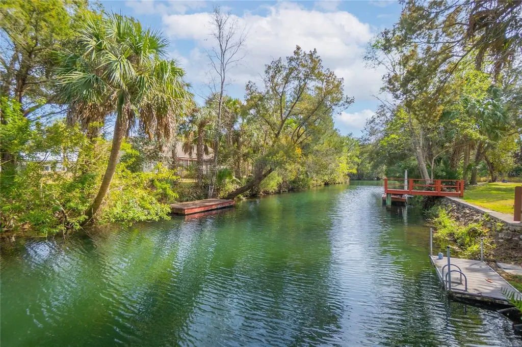 2283 S Todd Point Homosassa FL 34448