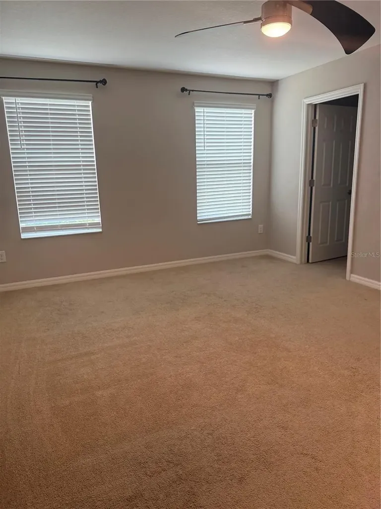 4656 Vignette Sarasota FL 34240