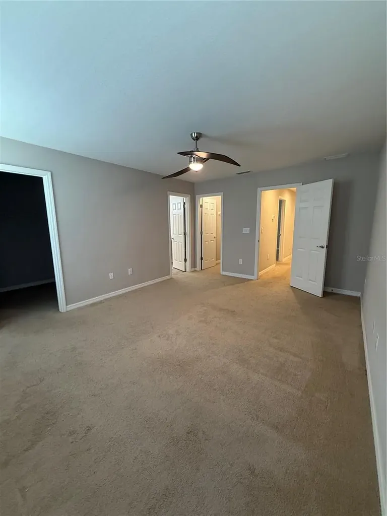 4656 Vignette Sarasota FL 34240