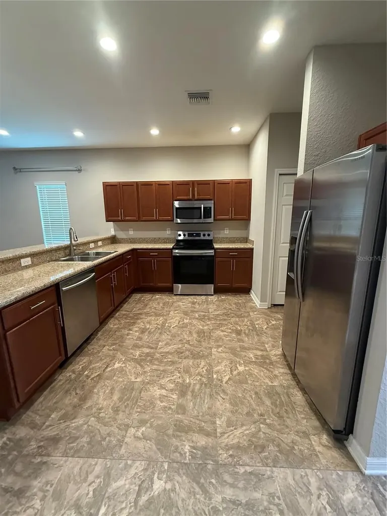 4656 Vignette Sarasota FL 34240